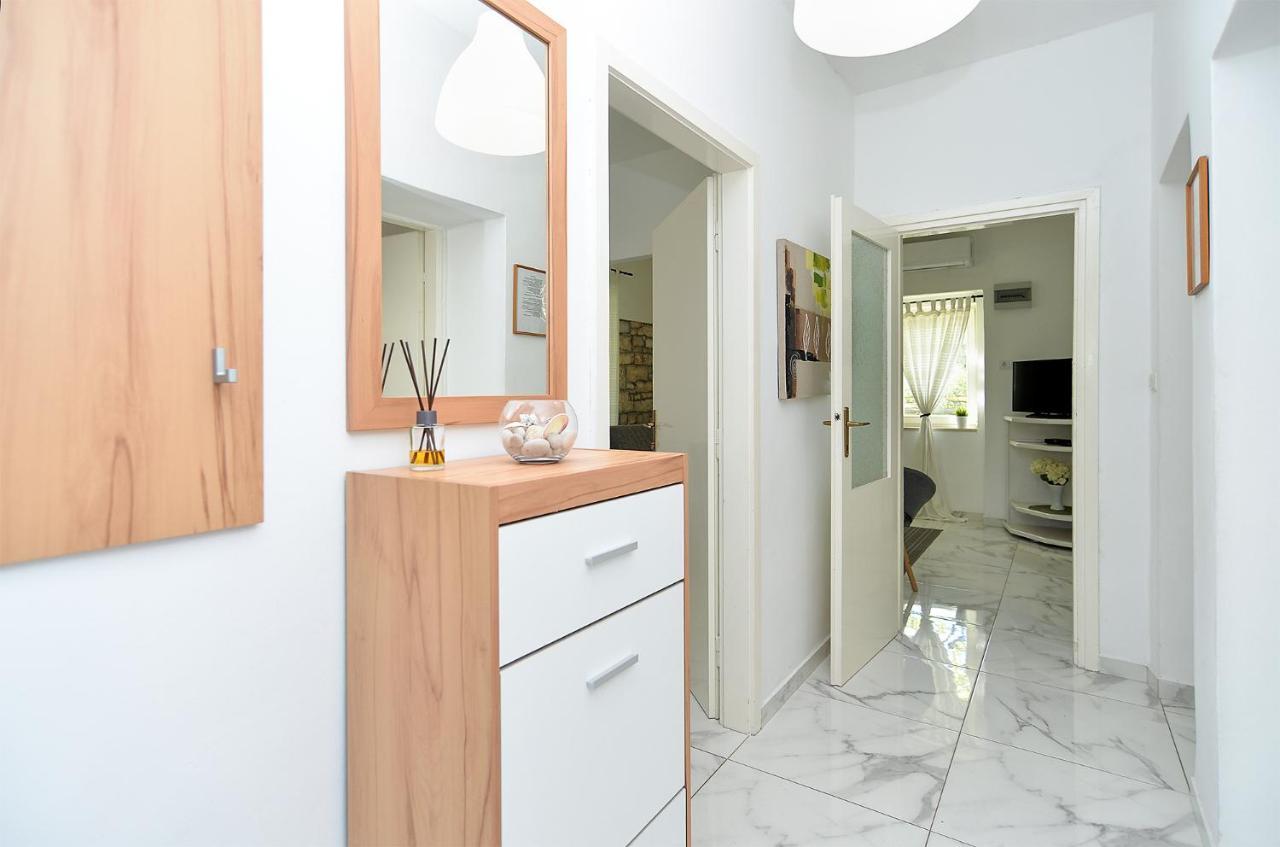 House 1037 Villa Fažana Buitenkant foto