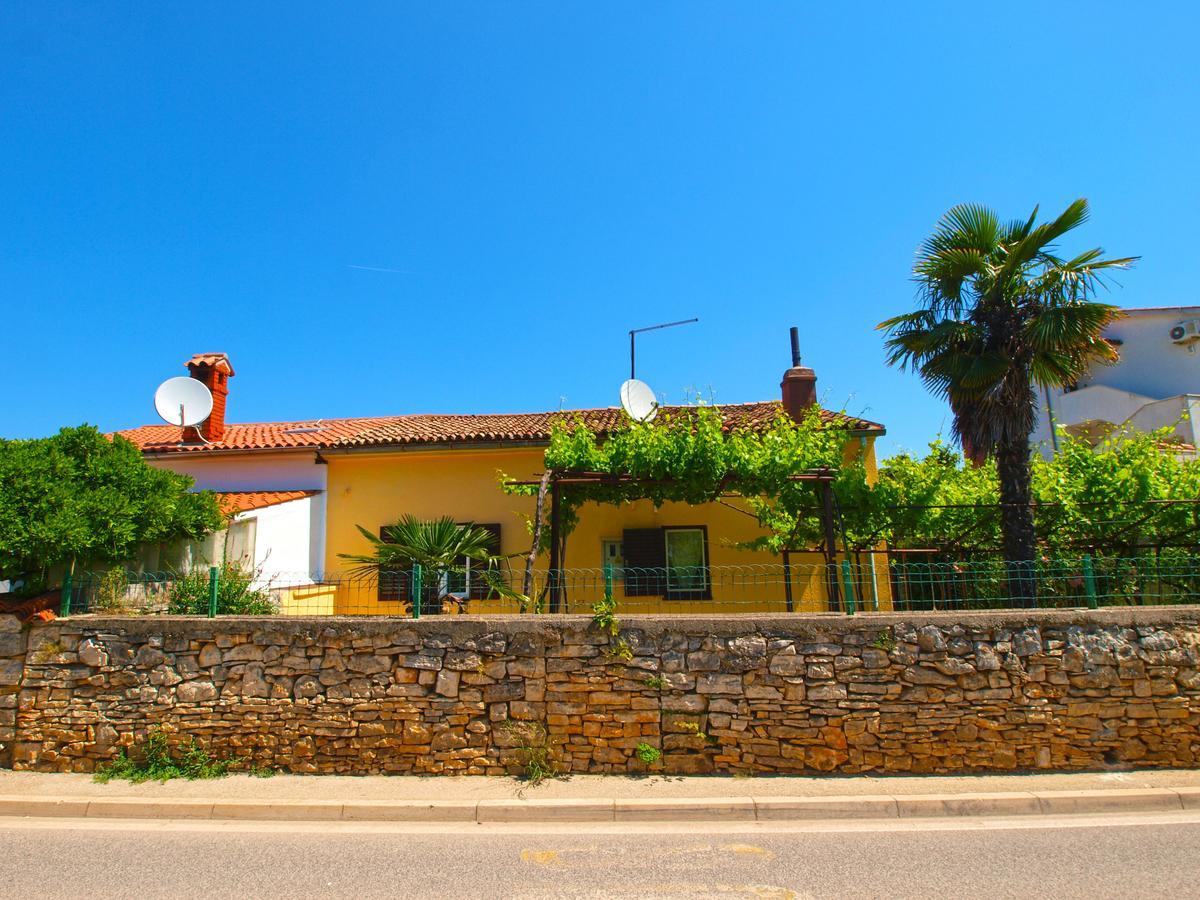 House 1037 Villa Fažana Buitenkant foto